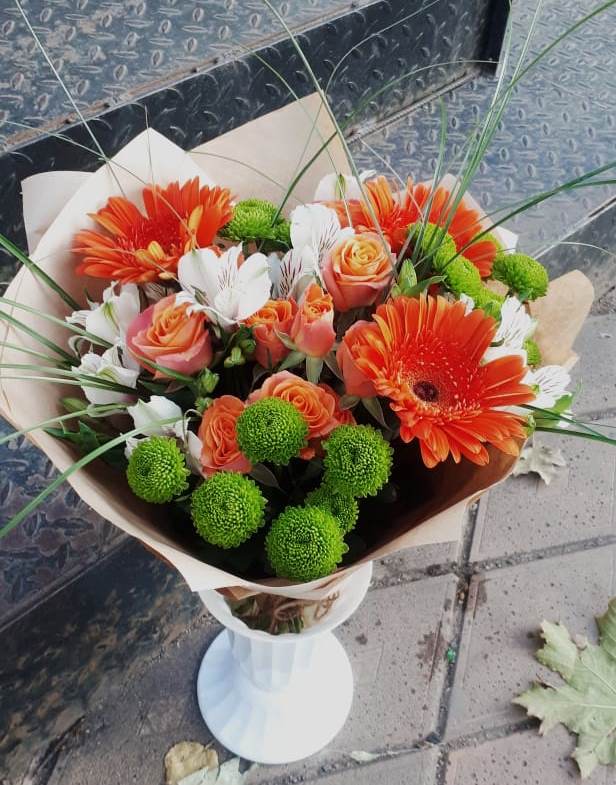 Букет цветов из: Герберы, Хризантемы, Альстромерии и Розы в Красноармейске Саратовской области