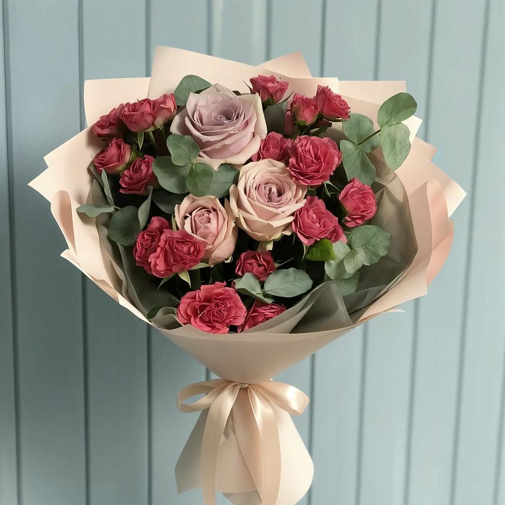 Букет цветов из: Гвоздики и Розы в Красноармейске Саратовской области
