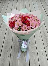 Букет цветов из:  Альстромерии #REPLACE_PRED# Красноармейске Саратовской области