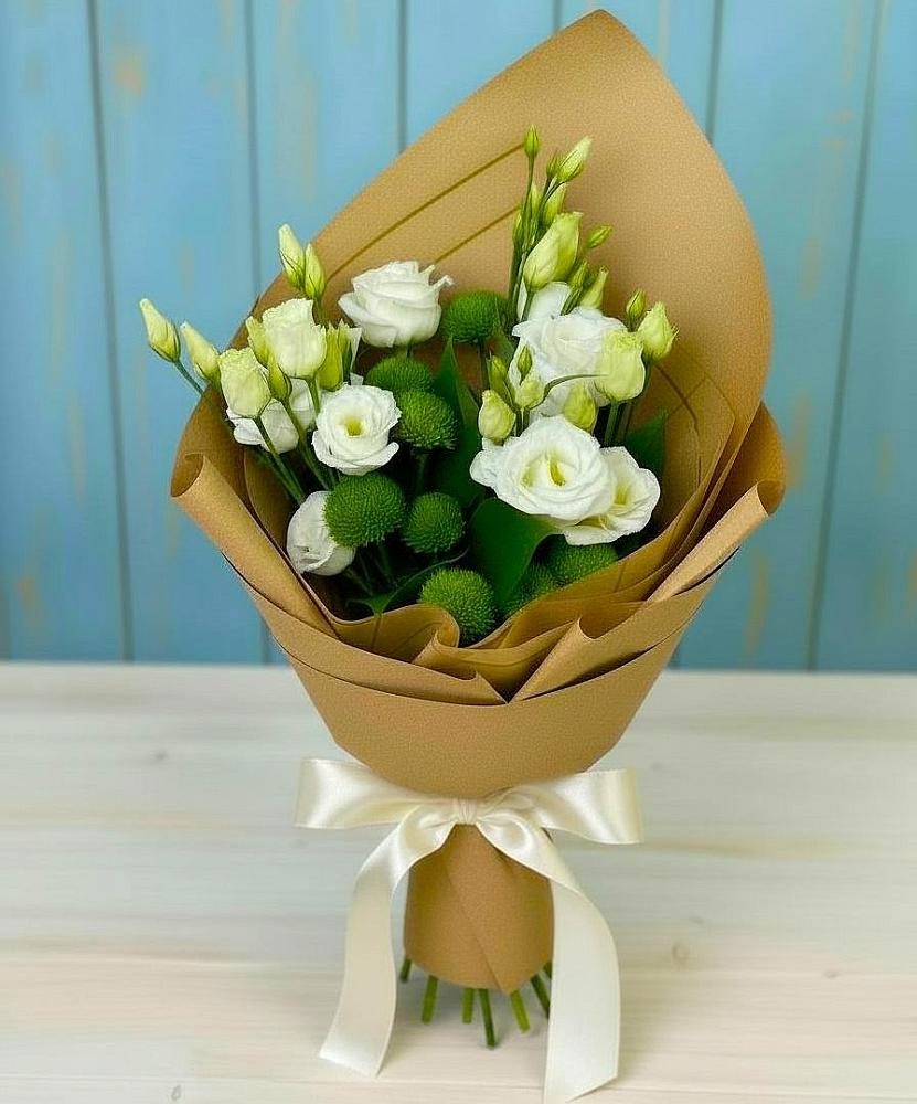 Букет цветов из: Хризантемы и Лизиантусы в Красноармейске Саратовской области