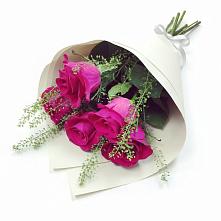 Букет цветов из:  Розы в Красноармейске Саратовской области