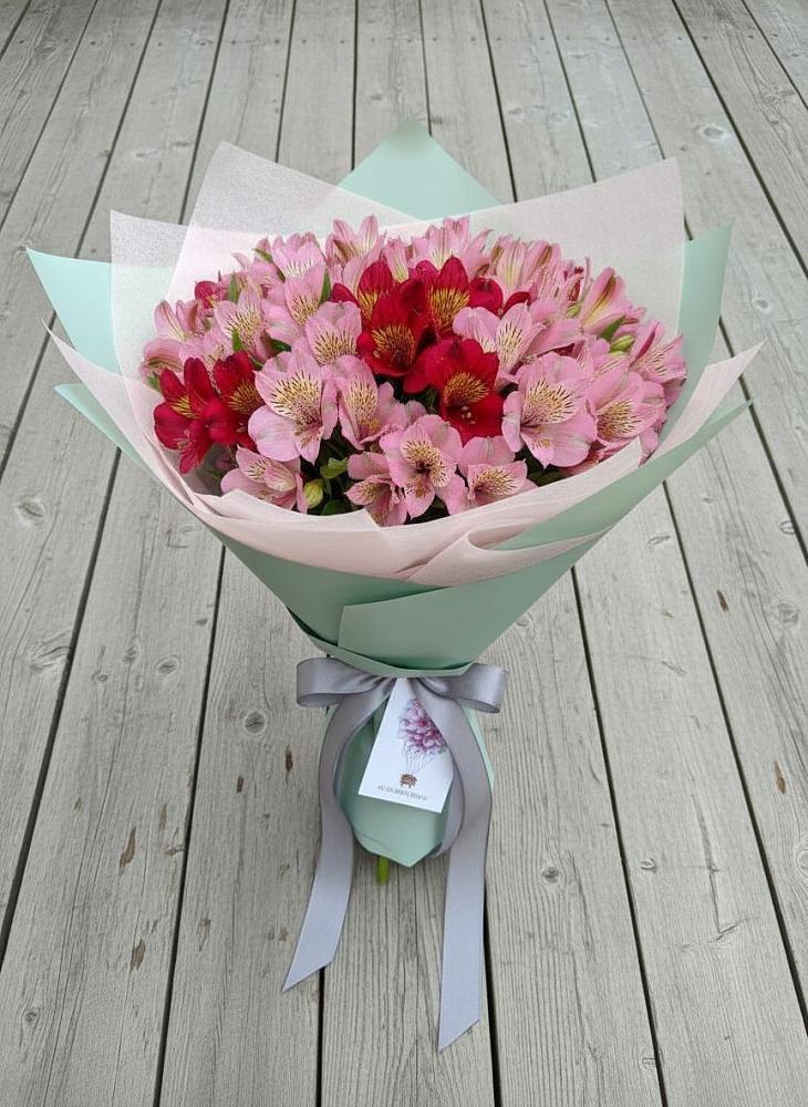 Букет цветов из: Альстромерии в Красноармейске Саратовской области