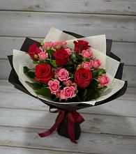 Букет цветов из:  Розы в Красноармейске Саратовской области