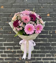 Букет цветов из:  Герберы и Хризантемы в Красноармейске Саратовской области