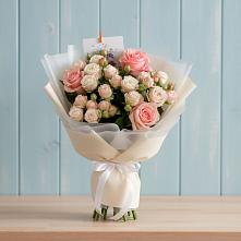 Букет цветов из:  Розы в Красноармейске Саратовской области